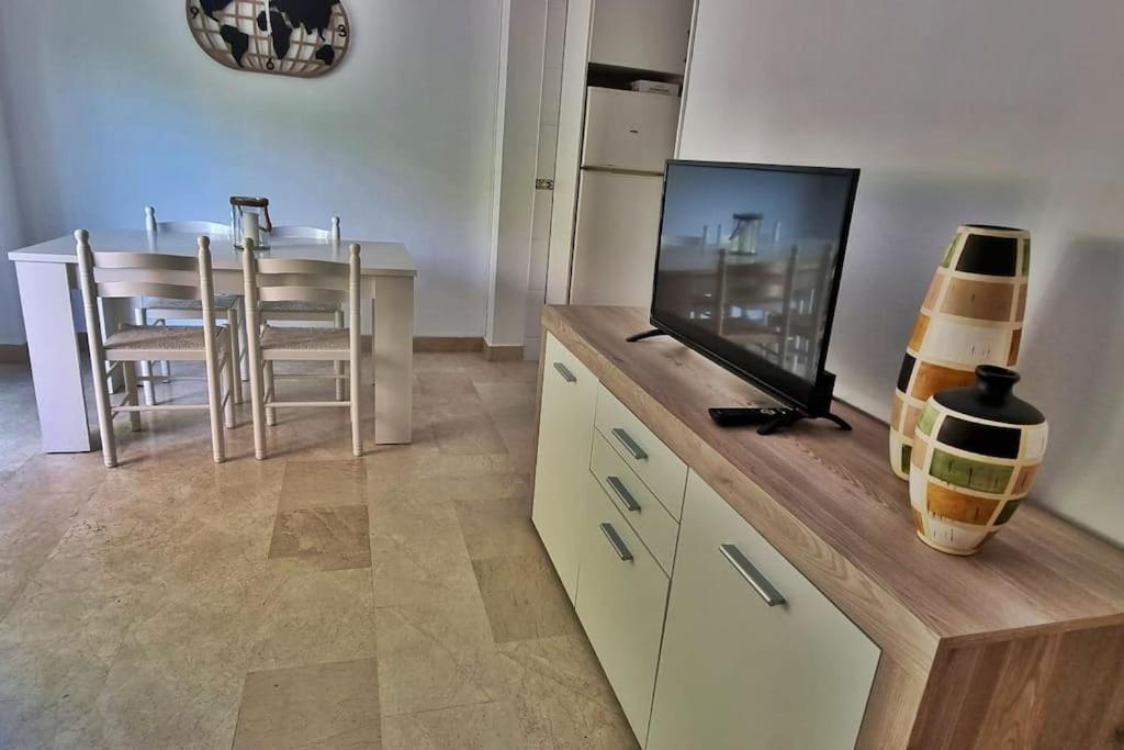 Acogedor Apartamento En Playa De Los Boliches 푸엔히롤라 외부 사진